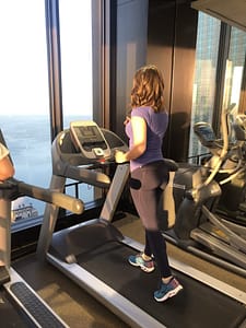 How to Get an Hourglass Figure with Convenient Bodyweight Exercises